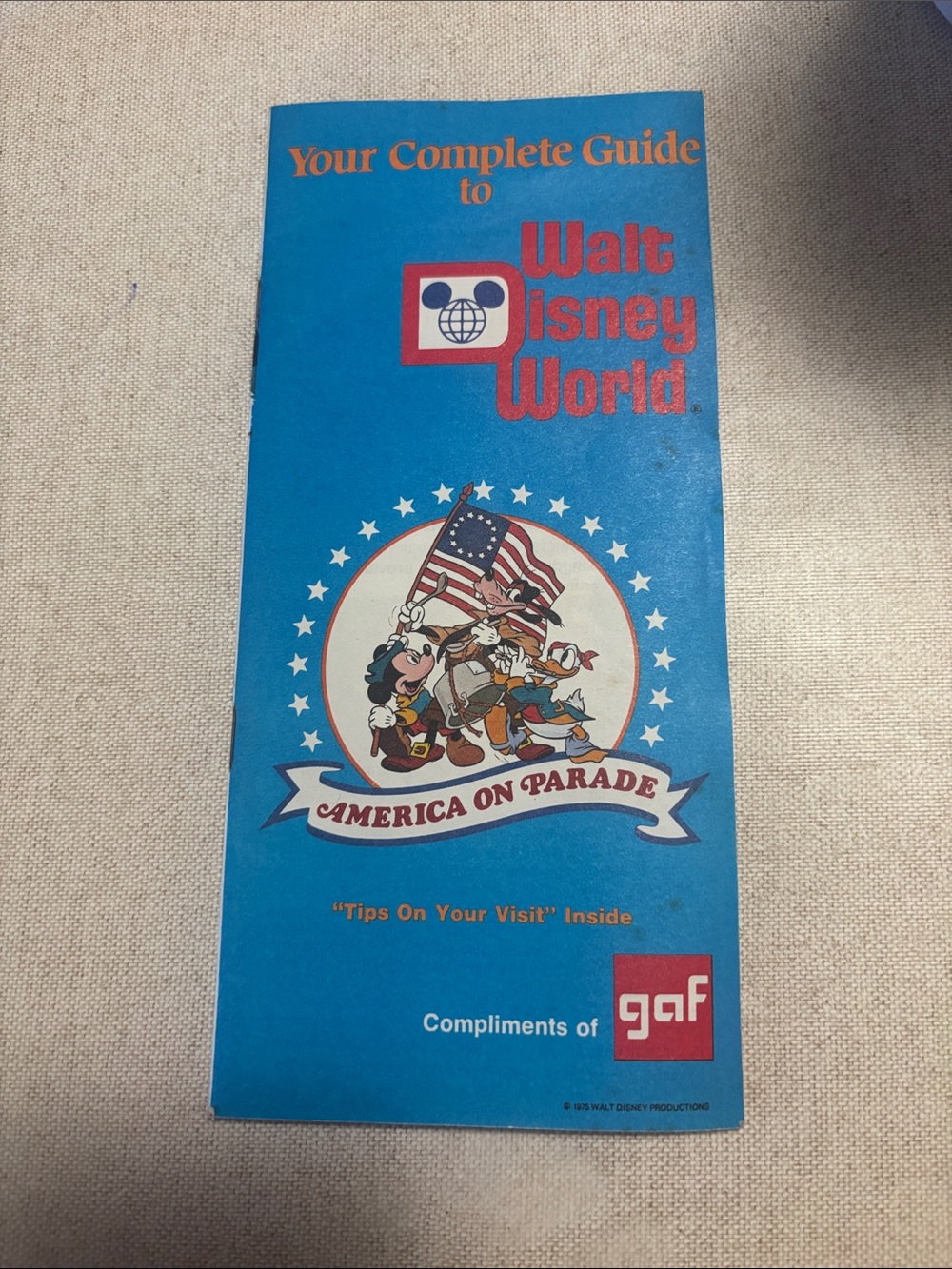 Disney Blue and Red Walt Disney World Guide - America On Parade